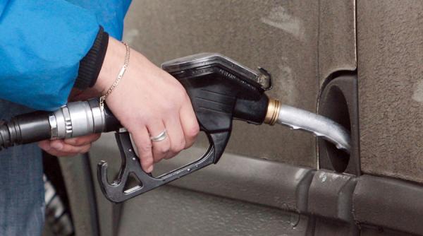 de maine intra in vigoare noua acciza la benzina