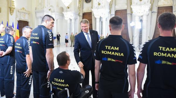 drapelul romaniei inmanat de presedintele iohannis delegatiei care va participa la invictus games toronto 2017