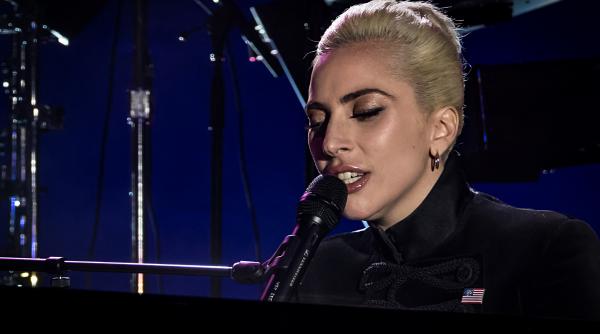 lady gaga diagnosticata cu fibromialgie amana cele 18 concerte europene programate in turneul ei mondial