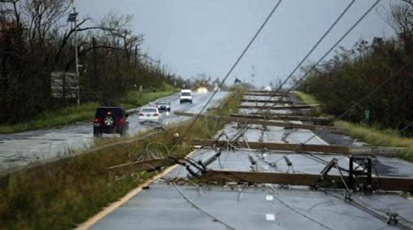 donald trump a declarat stare de catastrofa naturala in puerto rico dupa trecerea uraganului maria