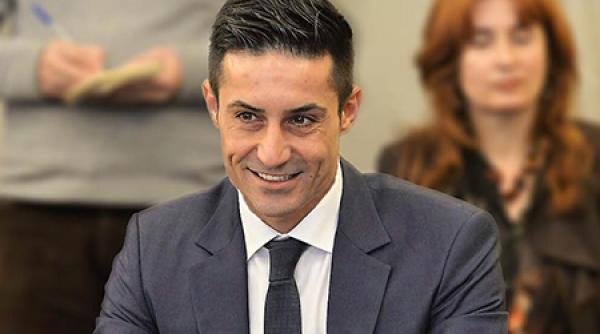 lista lui dragomir contine 11 jurnalisti si 15 politicieni