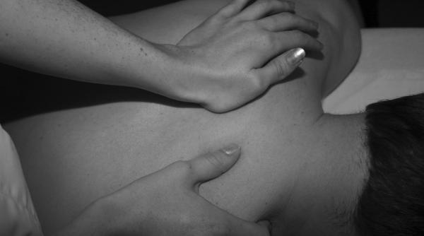 exercitiile care te scapa de durerile de spate