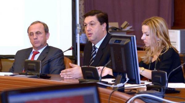 turcescu serban nicolae a initiat un proiect prin care in insula belina urma sa fie creat un paradis fiscal