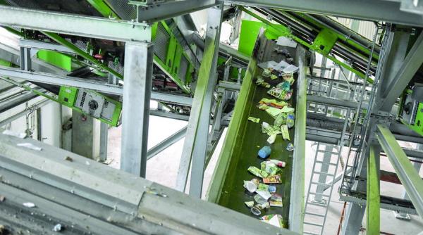 cum transformam gunoaiele in bani solutia de la chitila