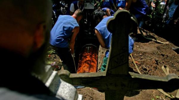 noi reglementari pentru inmormantari persoana decedata trebuie ingropata in cel mult 36 de ore