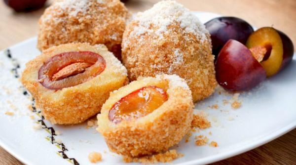 reteta zilei galuste cu prune