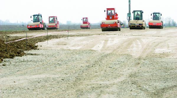 gaura din buget devine si mai neagra 6 5 miliarde lei in opt luni