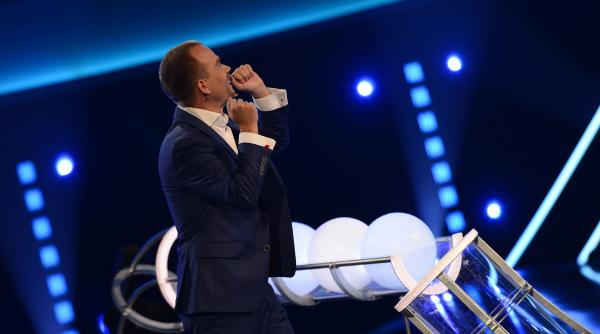 povestea impresionanta a celor doi frati abandonati care ajung in fata marelui zid