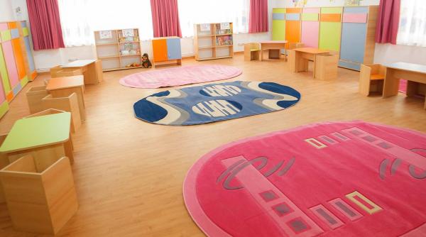 ministerul educatiei nationale a demarat o licitatie pentru a achizitiona mobilier pentru gradinite