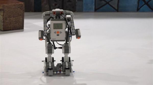 alba ateliere antice de astronomie dar si un robot realizat de studenti la noaptea cercetatorilor europeni