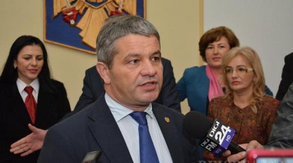 ministrul sanatatii florian bodog sustine ca nu vor exista scaderi salariale in domeniul medical