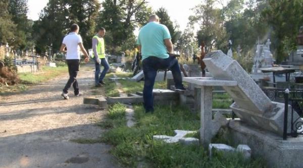 socant un mormant a fost vandalizat in bistrita nasaud