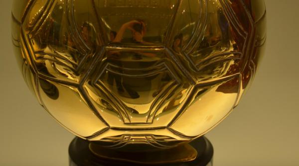 trofeul balonul de aur al lui cristiano ronaldo cumparat de fiul unui afacerist nascut in romania