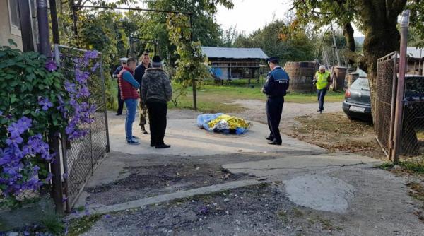 sot si sotie intoxicati cu fum barbatul nu a mai putut fi salvat