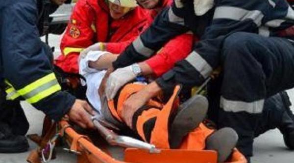 accident teribil pe dn 1 soldat cu 3 victime intre care o gravida sunt incarcerate