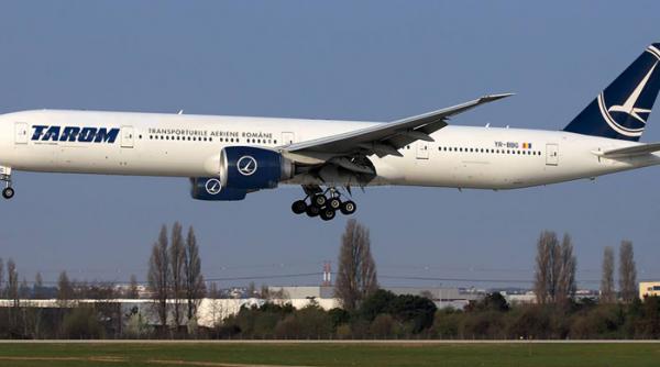 o aeronava tarom care a plecat de la timisoara s a intors la sol din cauza semnalizarii unui senzor care controleaza starea aeronavei