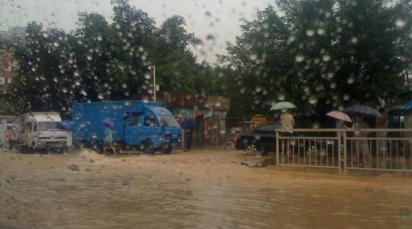 china 23 de decese in urma ploilor torentiale