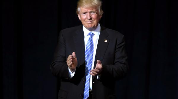 donald trump isi pierde popularitatea