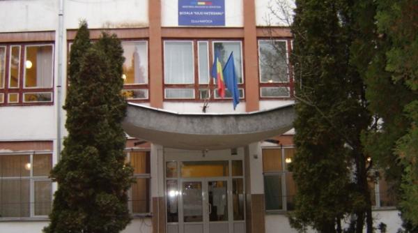 un copil a murit la scoala in pauza dintre ore