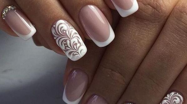 ce modele de unghii se poarta in toamna lui 2017 invata ce nuante de oje sa alegi pentru a fi in trend