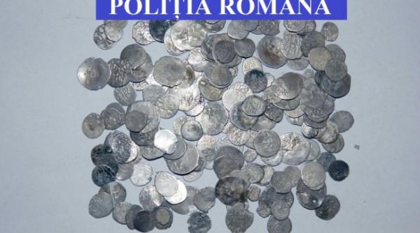 traficanti de vestigii arheologice calcati de autoritati ce au gasit politistii