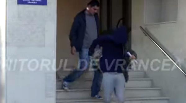 vrancea cinci tineri retinuti pentru pornografie infantila si viol