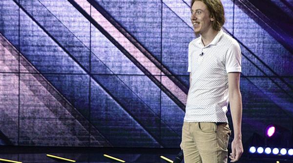 cosmin toba este castigatorul celei de a cincea editii iumor