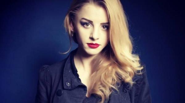 o romanca a murit dupa ce a cazut din catedrala saint paul din londra