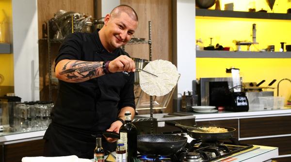 tarantule tempura in farfuriile juratilor chefi la cutite