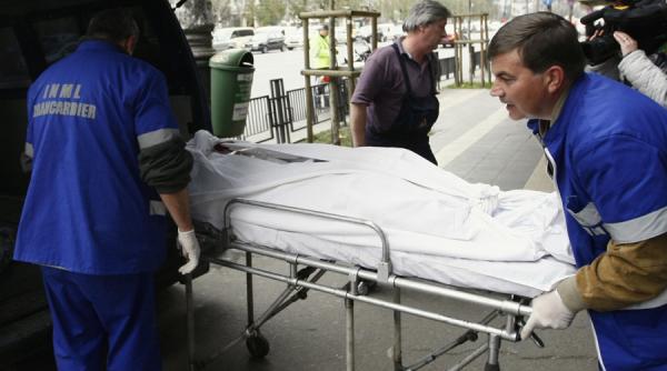 s a spanzurat in spitalul care trebuia sa aiba grija de el