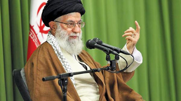 ali khamenei il ataca pe trump