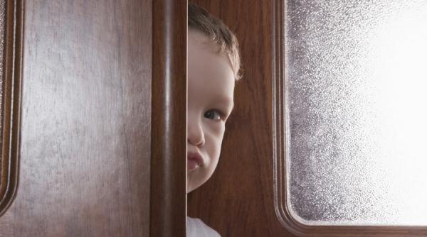 specific romanesc traficul de persoane cu rude sau cunoscuti