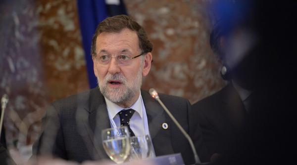 alerta rajoy anunta suspendarea guvernului catalan si alegeri regionale in termen de sase luni