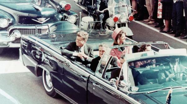 trump autorizeaza publicarea a mii de documente referitoare la asasinarea lui j f kennedy