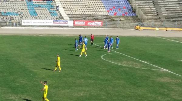 momente nebisnuite in timpul unui meci de fotbal din liga a ii a