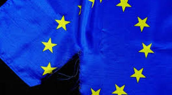 disputa intre seful de cabinet al lui juncker si un oficial britanic in urma unor scurgeri de informatii