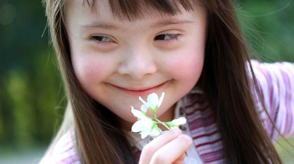 brasov centru rezidential pentru persoanele cu autism si sindrom down in premiera nationala la lunca calnicului