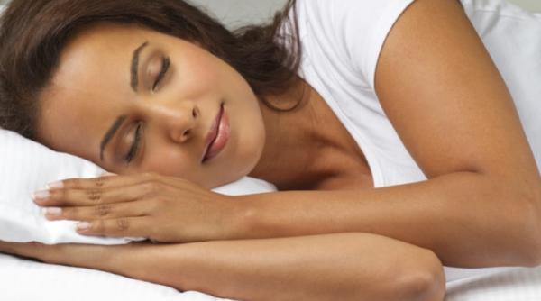 ce se intampla daca nu te demachiezi inainte de culcare sfatul dermatologului