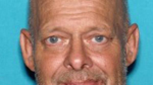 fratele lui stephen paddock acuzat de pornografie infantila