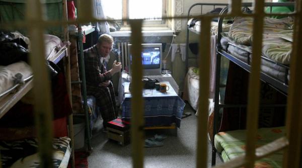 socant peste 500 de detinuti condamnati pentru omor deosebit de grav sau evadare eliberati in baza recursului compensatoriu