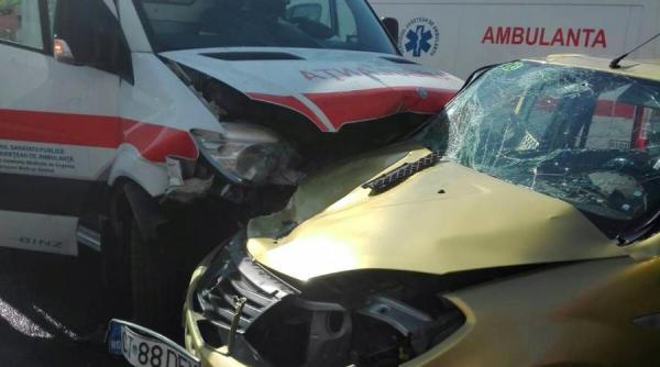 un taximetrist constantean si a bagat pasagera in coma si a ranit un medic si o asistenta
