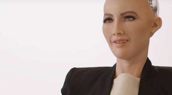 video moment istoric sau greseala arabia saudita a acordat cetatenie unui robot