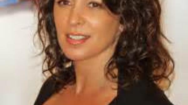 o actrita din serialul the sopranos il acuza pe harvey weinstein de viol