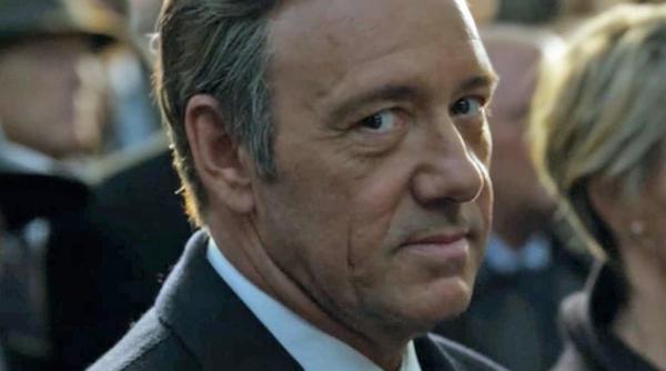 kevin spacey recunoaste ca este gay dupa ce anthony rapp l a acuzat ca i a facut avansuri sexuale