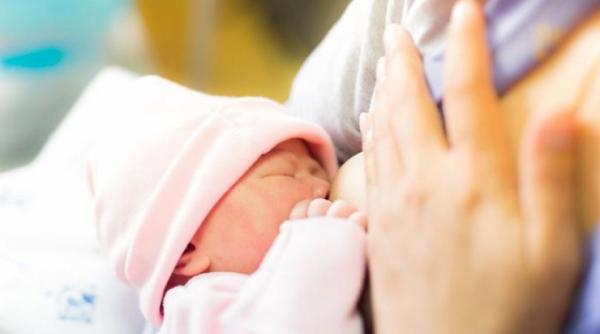 mamicile din sibiu isi pot alapta bebelusii in casute special amenajate