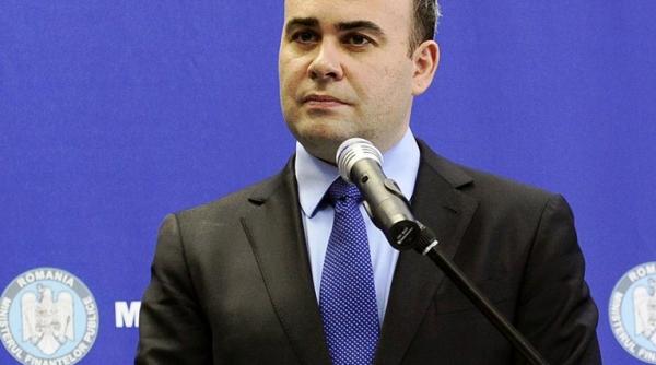 valcov angajat si consilier