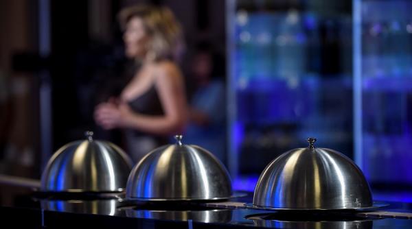 fine dining international in a doua confruntare pe echipe de la chefi la cutite