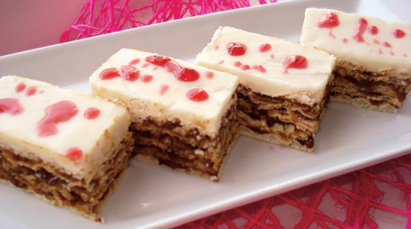 reteta zilei prajitura cu foi de napolitana si crema cu nuci si biscuiti