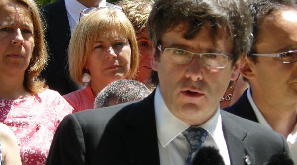 parchetul spaniol a emis mandat de arestare pe numele lui carles puigdemont