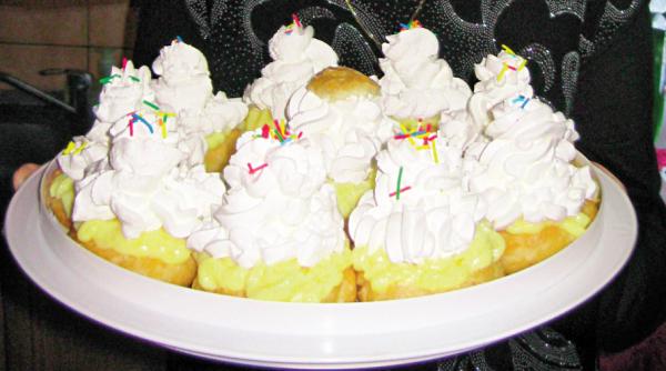 reteta zilei choux a la creme cu vanilie